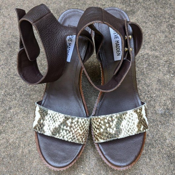 NWOT Steve Madden Bevrlie Snake Print Wedges 8 - Picture 6 of 8
